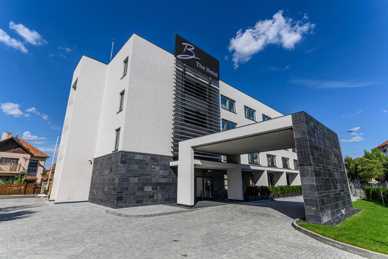 B The Hotel Сфынту-Георге Экстерьер фото